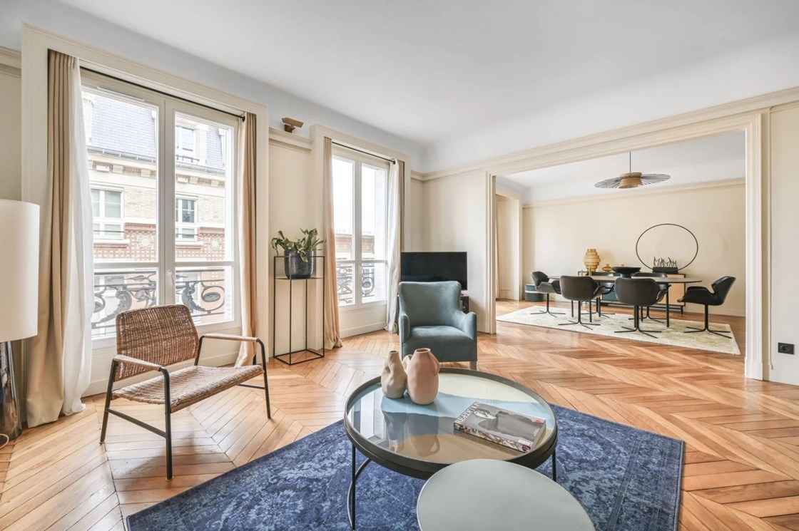 Appartement 5 Pièces -  150.39 m² - Paris 3ème