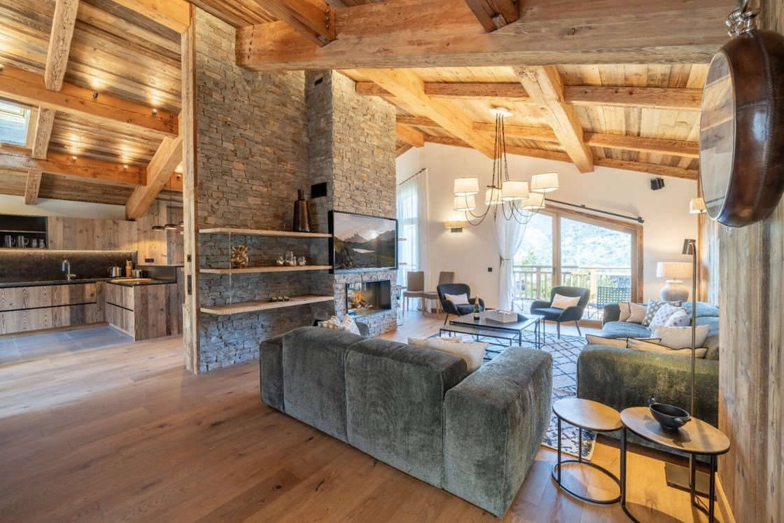 MAGNIFIQUE CHALET NEUF